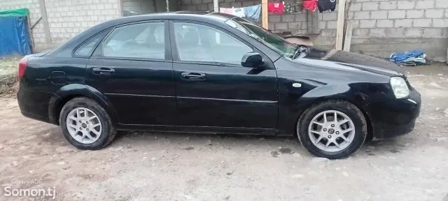 Chevrolet Lacetti 2008 · 1.6 AT