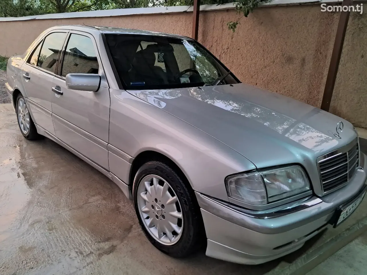 Mercedes-Benz C class 1999 · 2.8 AT