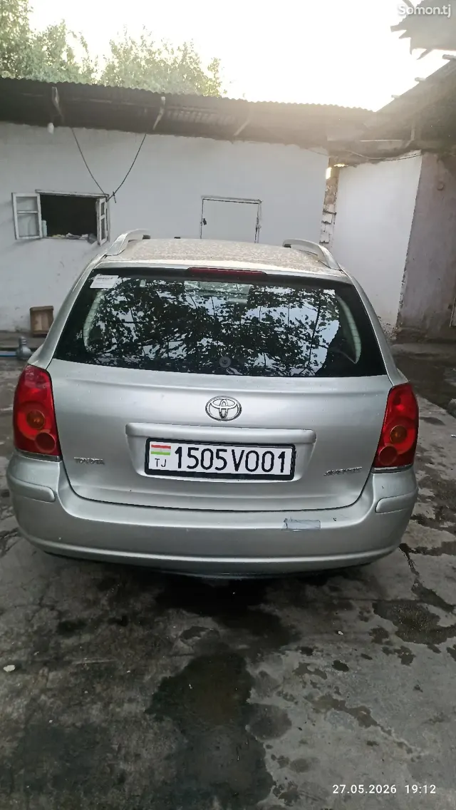Toyota Avensis 2006 · 2.0 AT