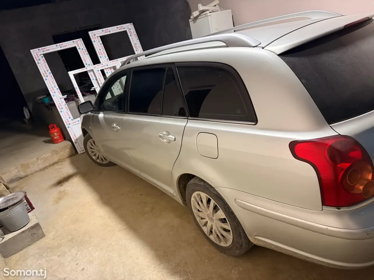Toyota Avensis 2006 · 1.8 MT