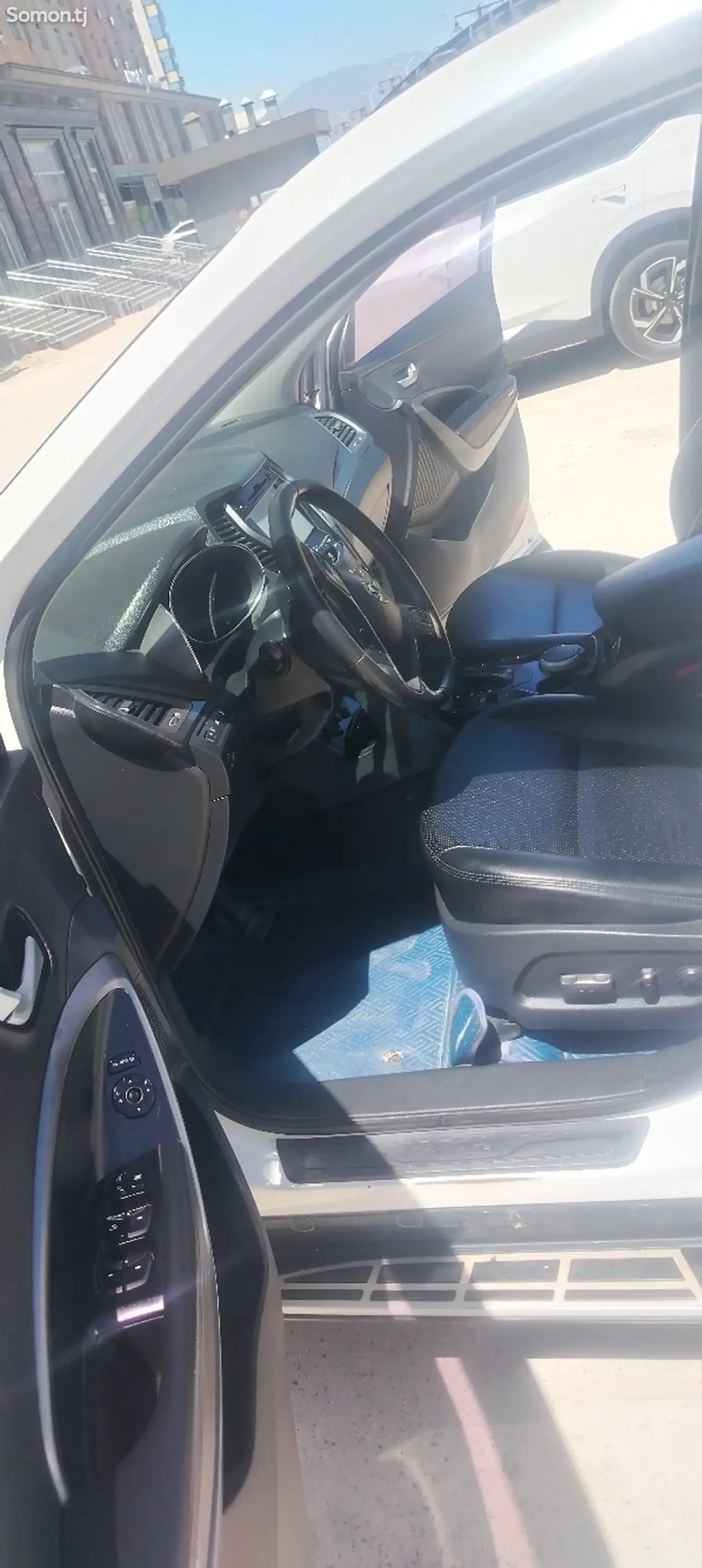 Hyundai Santa Fe 2015 · 2.0 AT