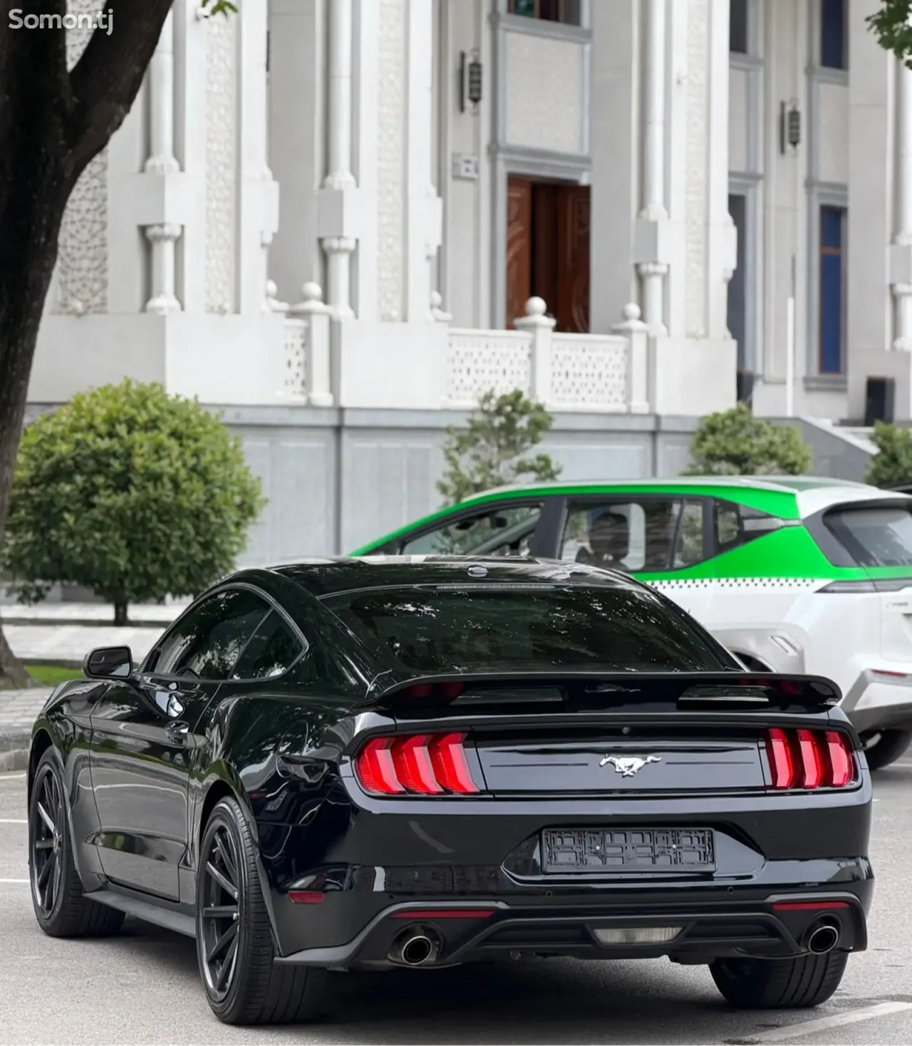 Ford Mustang 2018 · 2.3 AT