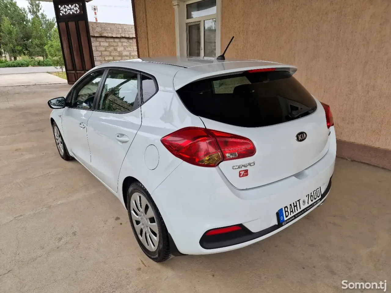 Kia Ceed 2014 · 1.4 MT