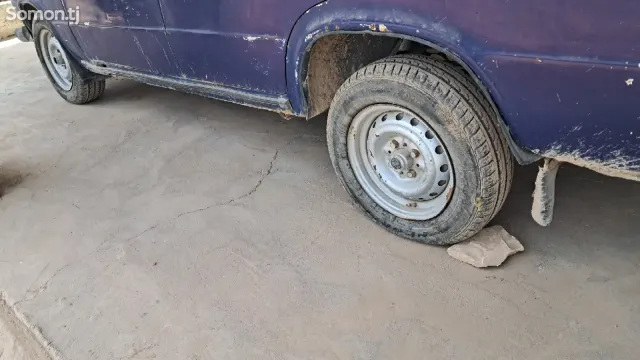 Lada (ВАЗ) 2106 1990 · 1.6 MT