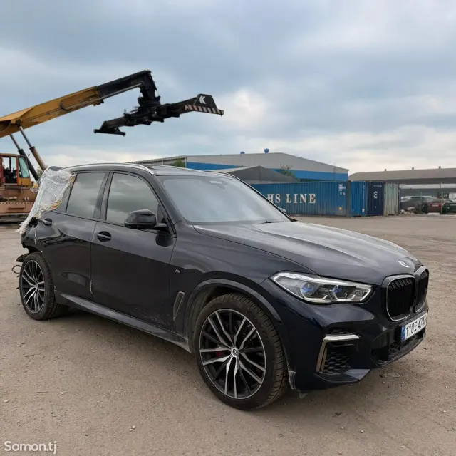 BMW X5 M 2022 · 4.4 AT