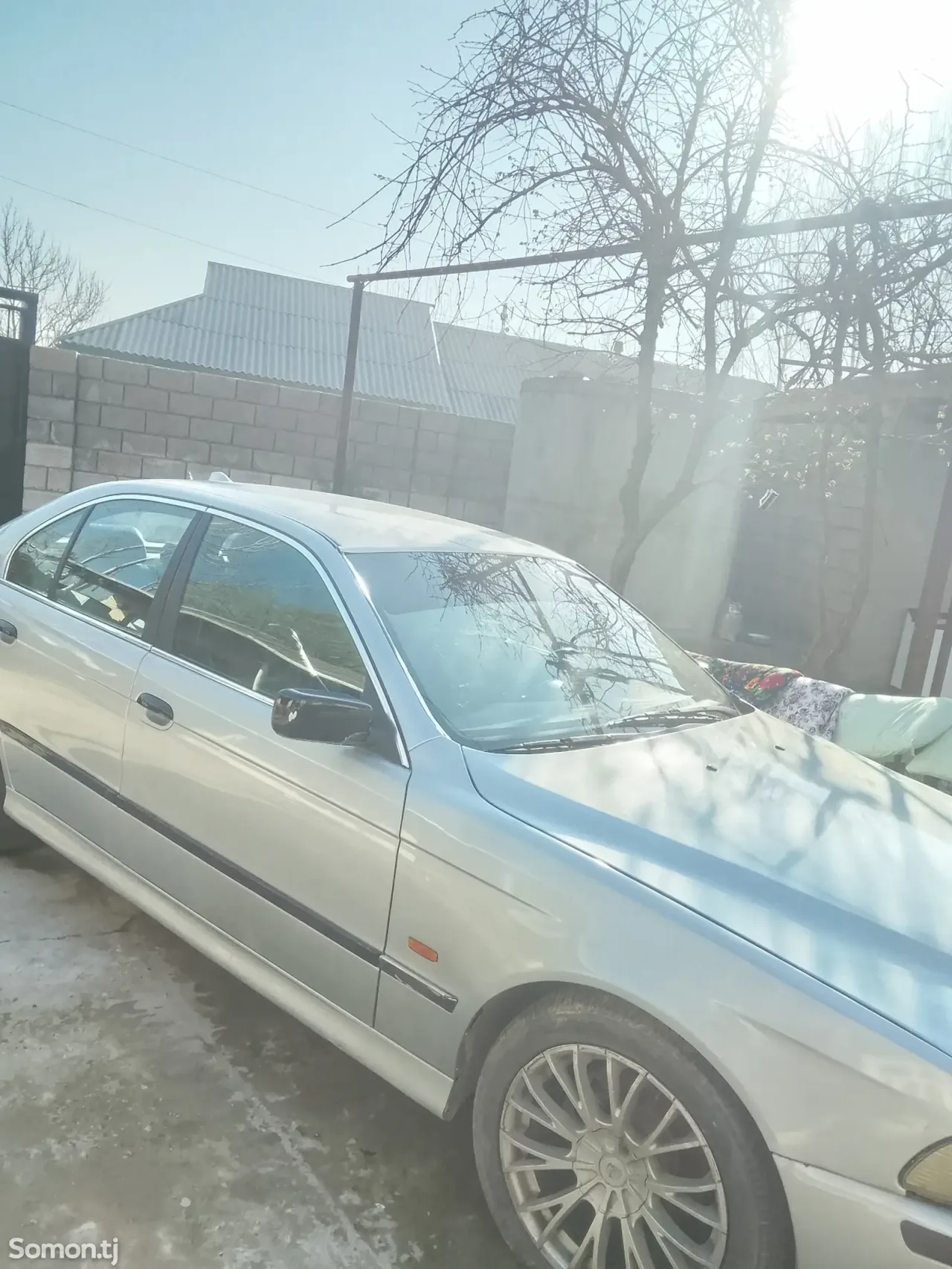 BMW 5 series 2001 · 2.0 AT