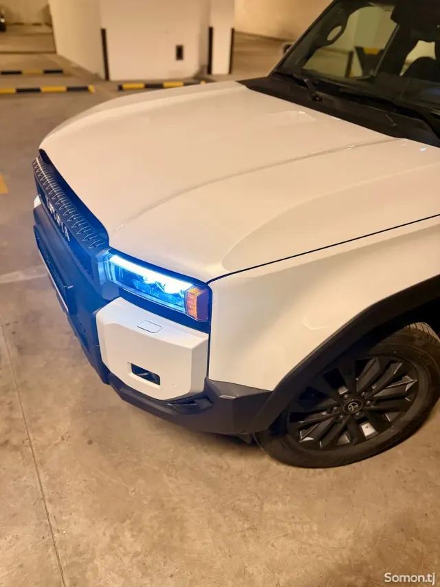 Toyota Land Cruiser Prado 2026 · 2.4 AT