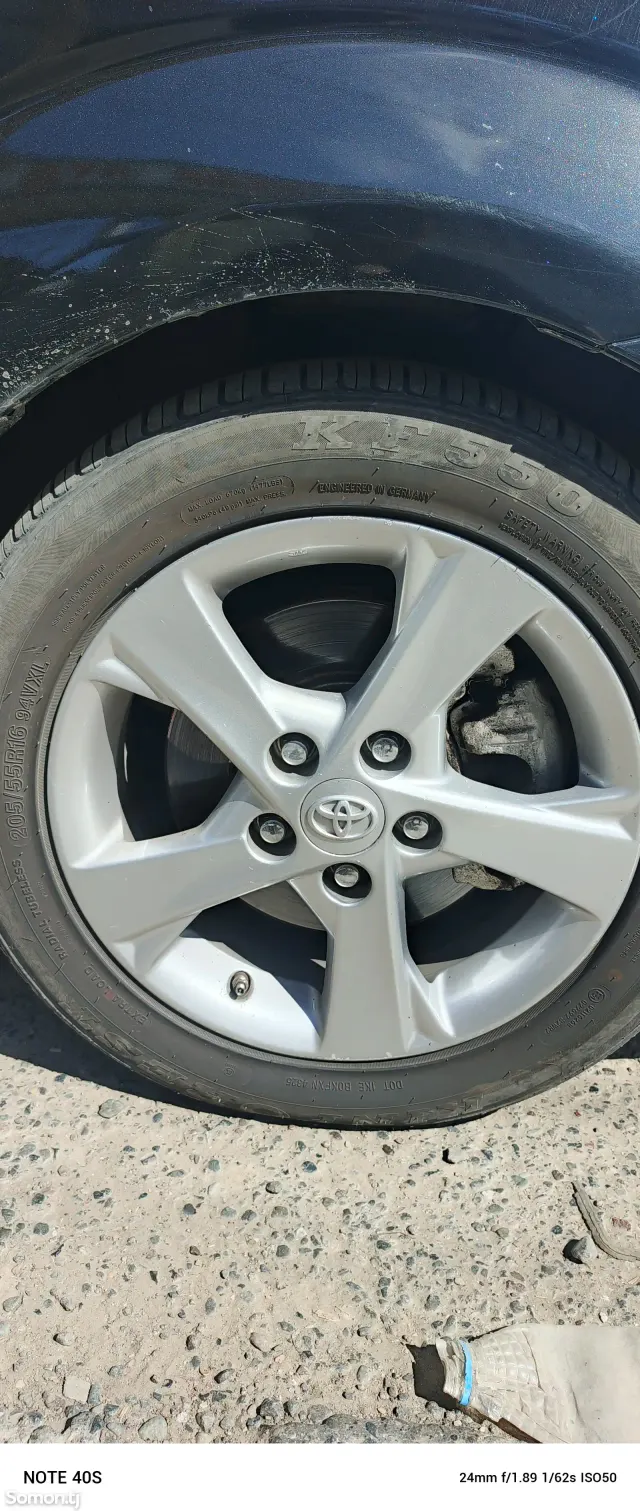 Toyota Corolla Verso 2006 · 2.2 MT