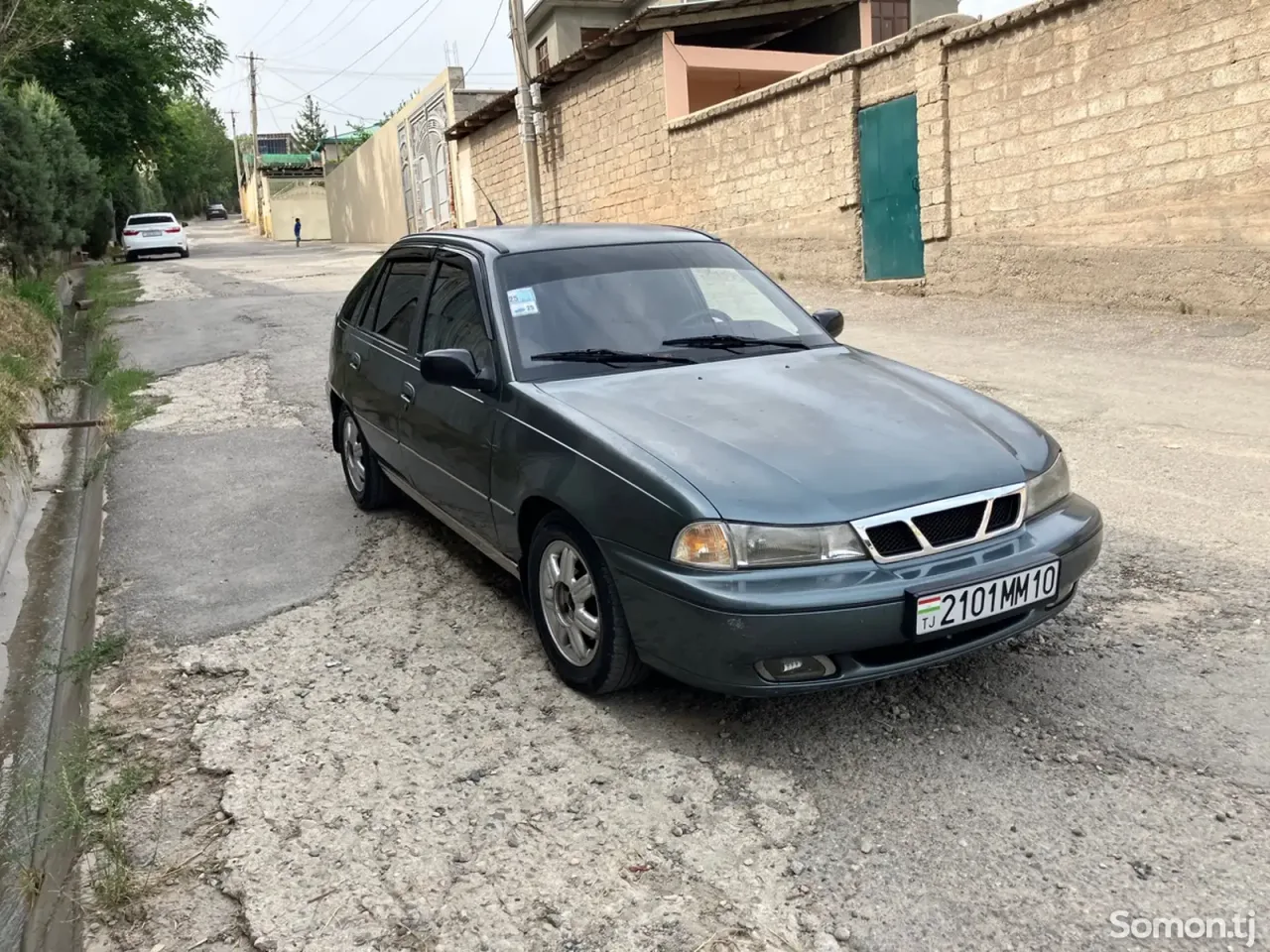 Daewoo Nexia 1995 · 1.6 MT