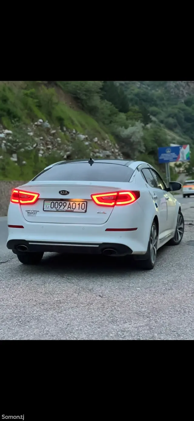 Kia K5 2015 · 2.0 AT