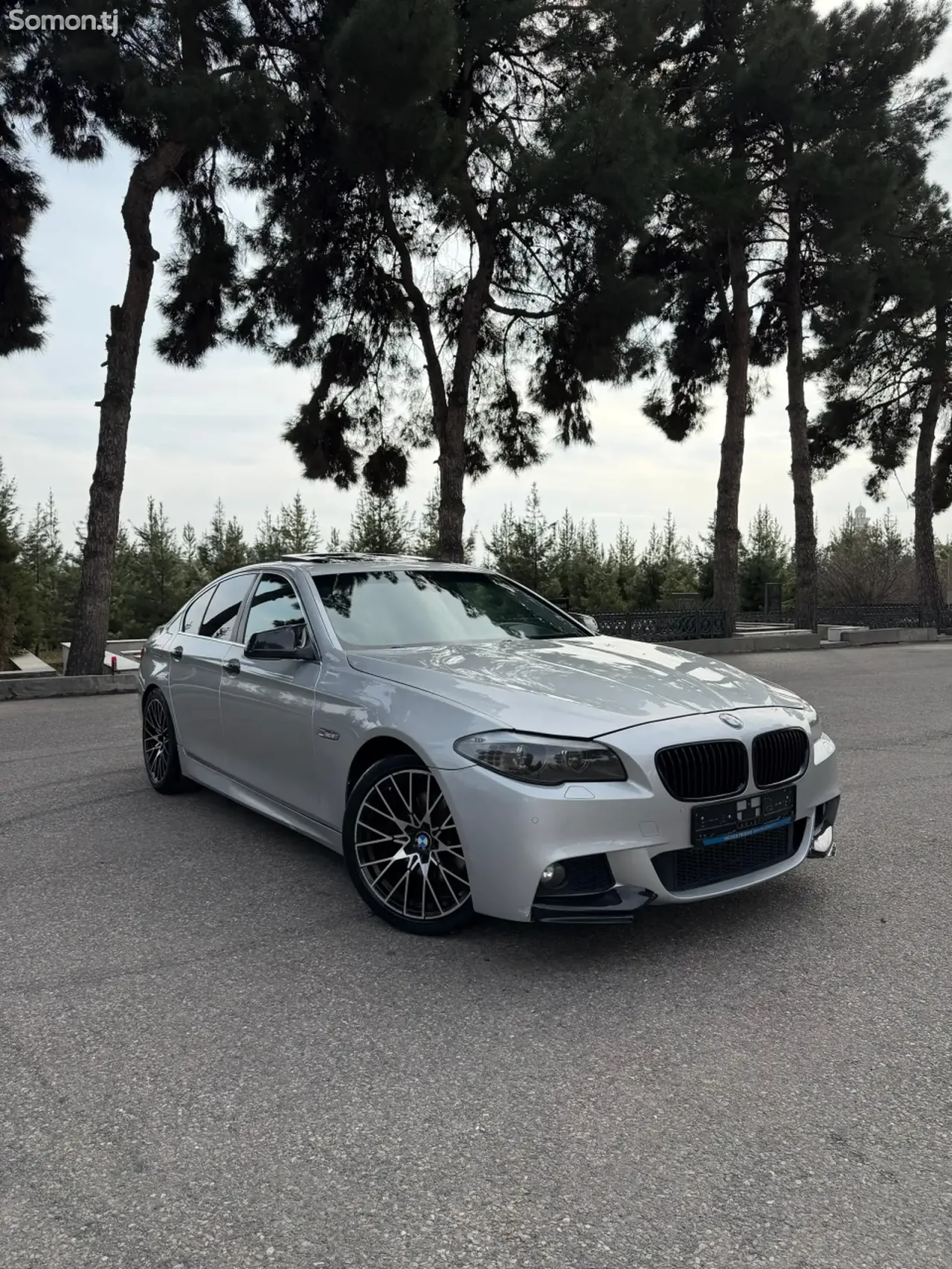 BMW 5 series 2011 · 2.0 AT