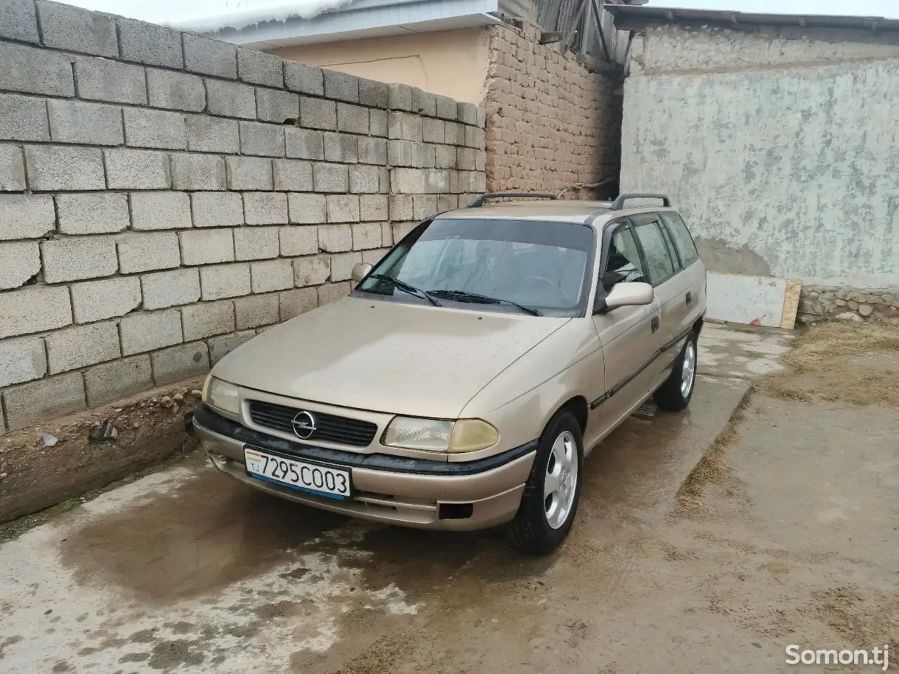Opel Astra F 1997 · 1.8 MT