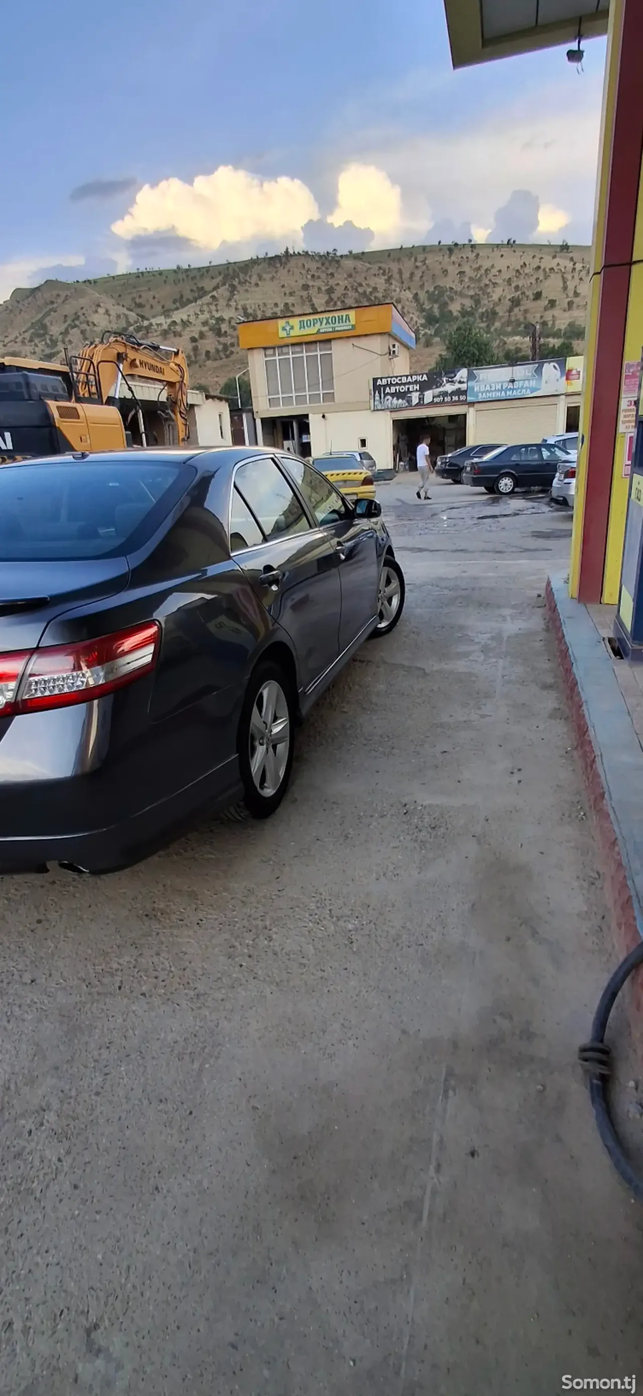 Toyota Camry 2010 · 2.5 AT