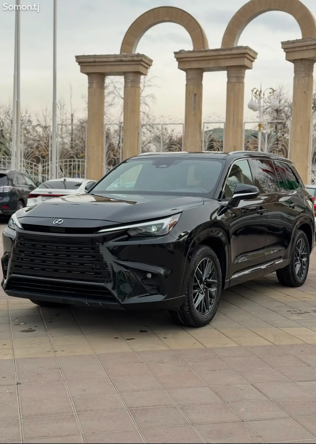 Lexus TX series 2024 · 2.4 AT