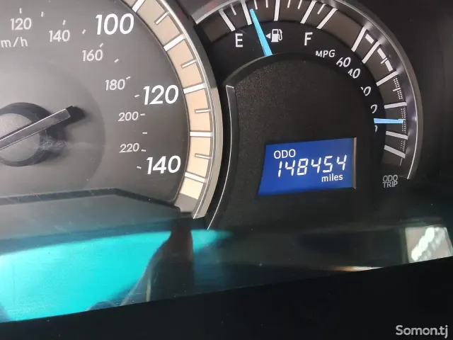 Toyota Camry 2012 · 3.5 AT
