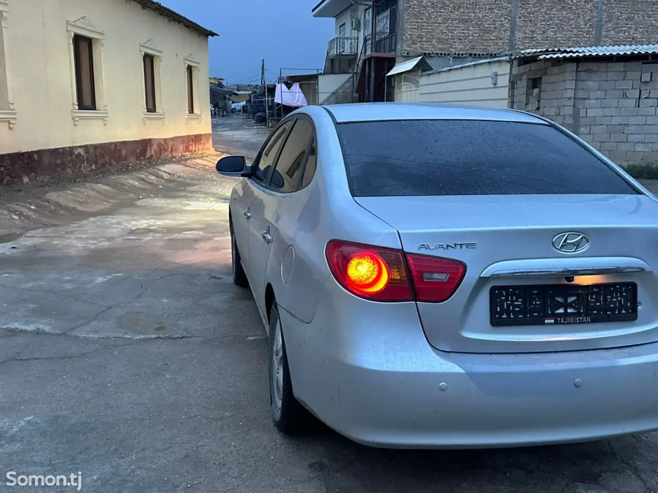 Hyundai Avante 2007 · 1.6 AT