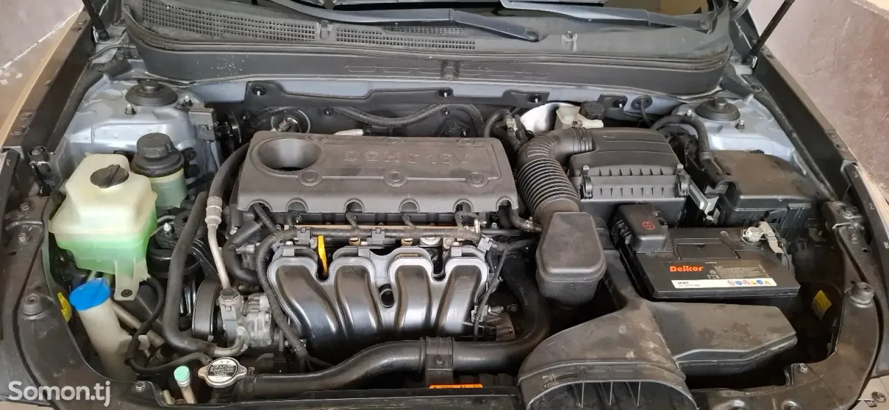 Hyundai Sonata 2010 · 2.0 AT