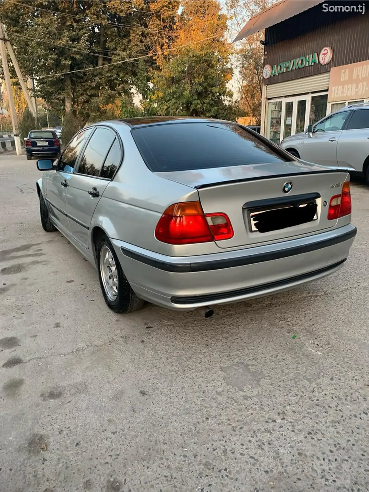BMW 3 series 2000 · 1.8 MT