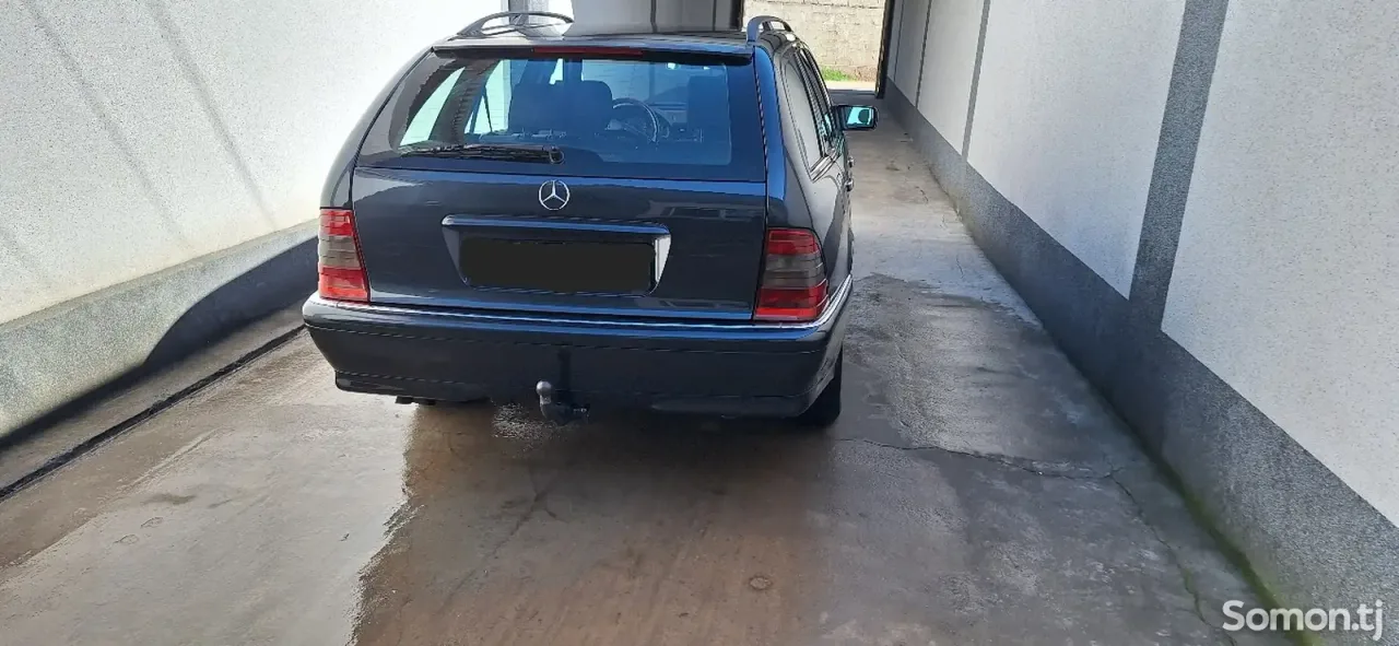 Mercedes-Benz C class 1999 · 2.4 AT