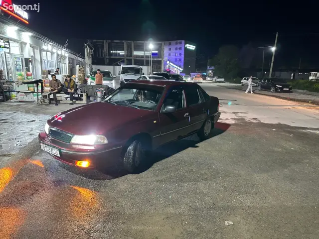 Daewoo Nexia 1996 · 1.6 MT