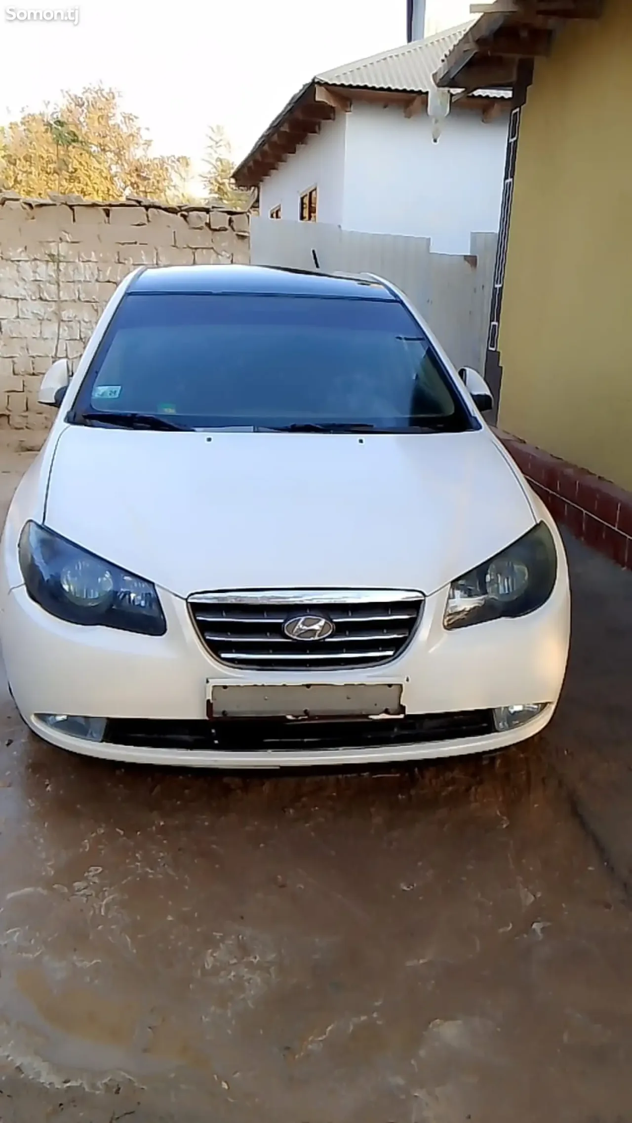 Hyundai Elantra 2009 · MT