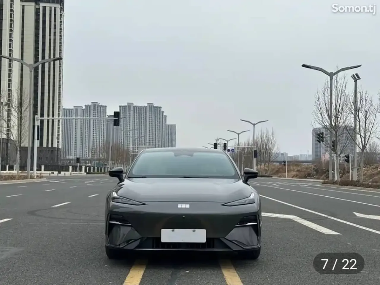 Geely Galaxy E8 2025 · 0.5 AT