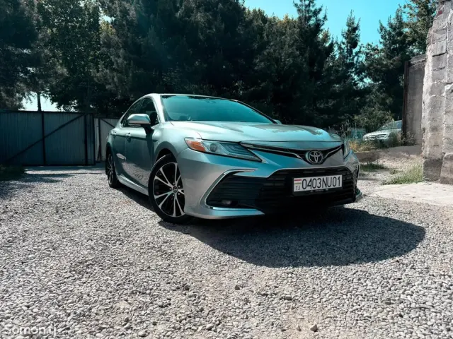 Toyota Camry 2018 · 2.5 AT