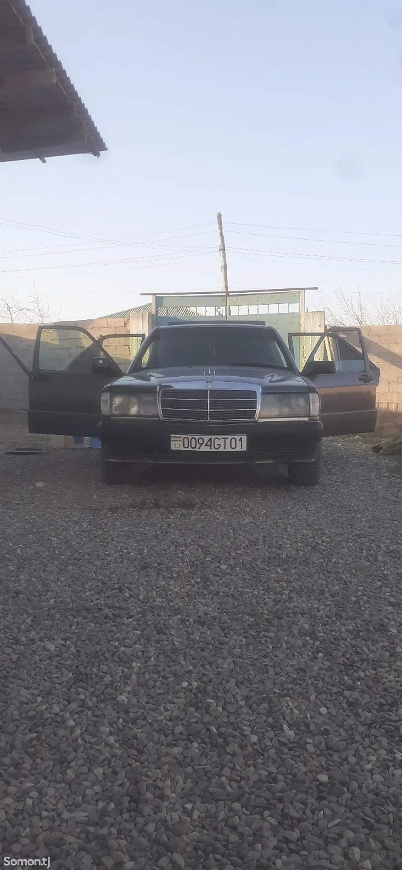 Mercedes-Benz W124 1991 · 1.8 MT