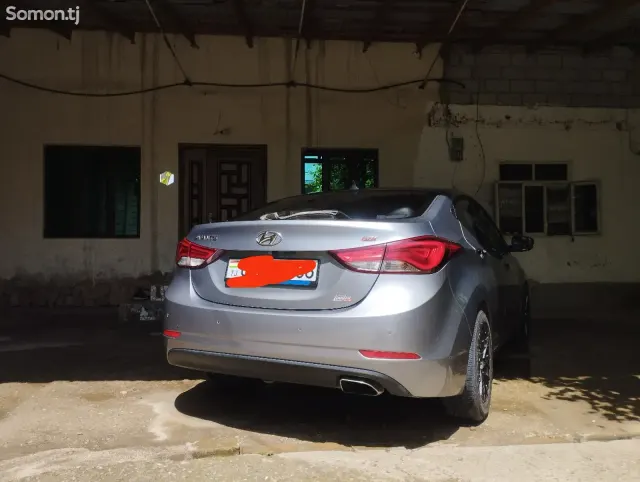 Hyundai Avante 2014 · 1.6 AT