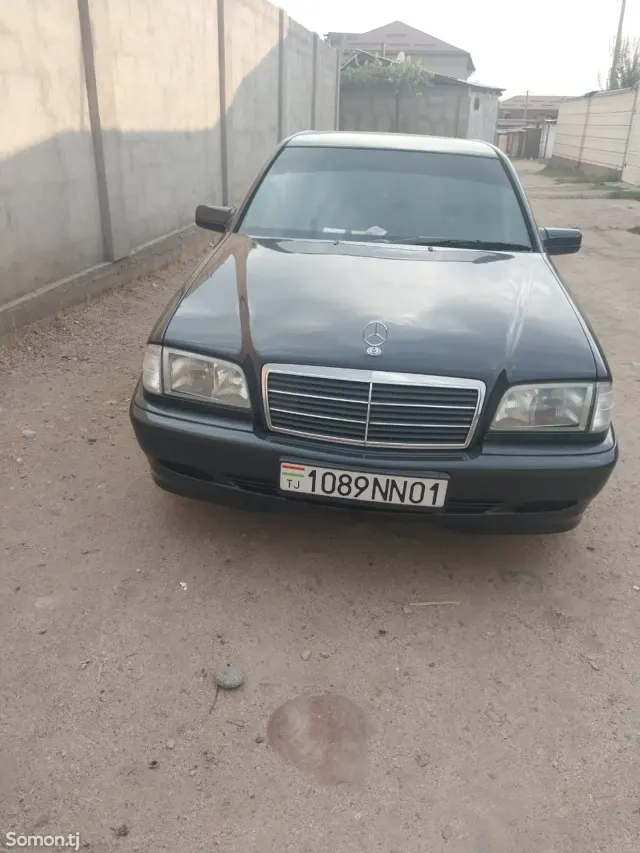 Mercedes-Benz C class 1999 · 1.8 MT