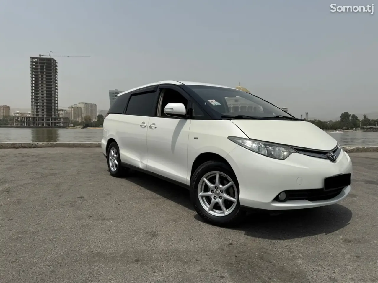 Toyota Previa 2008 · 2.4 AT