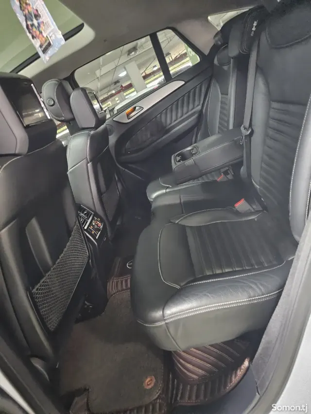 Mercedes-Benz GLE class 2016 · 3.0 AT