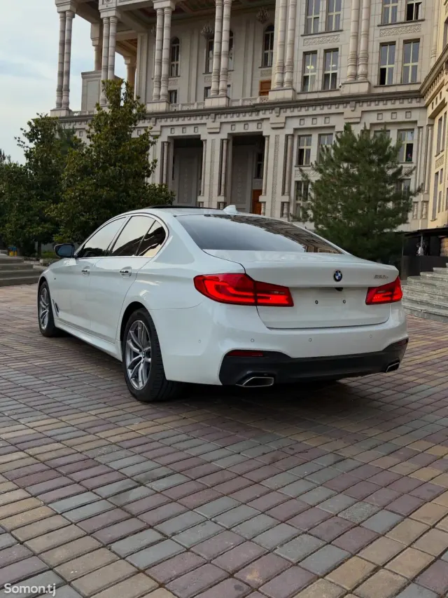 BMW 5 series 2018 · 2.0 AT