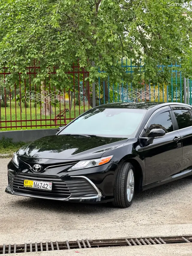 Toyota Camry 2022 · 2.5 AT