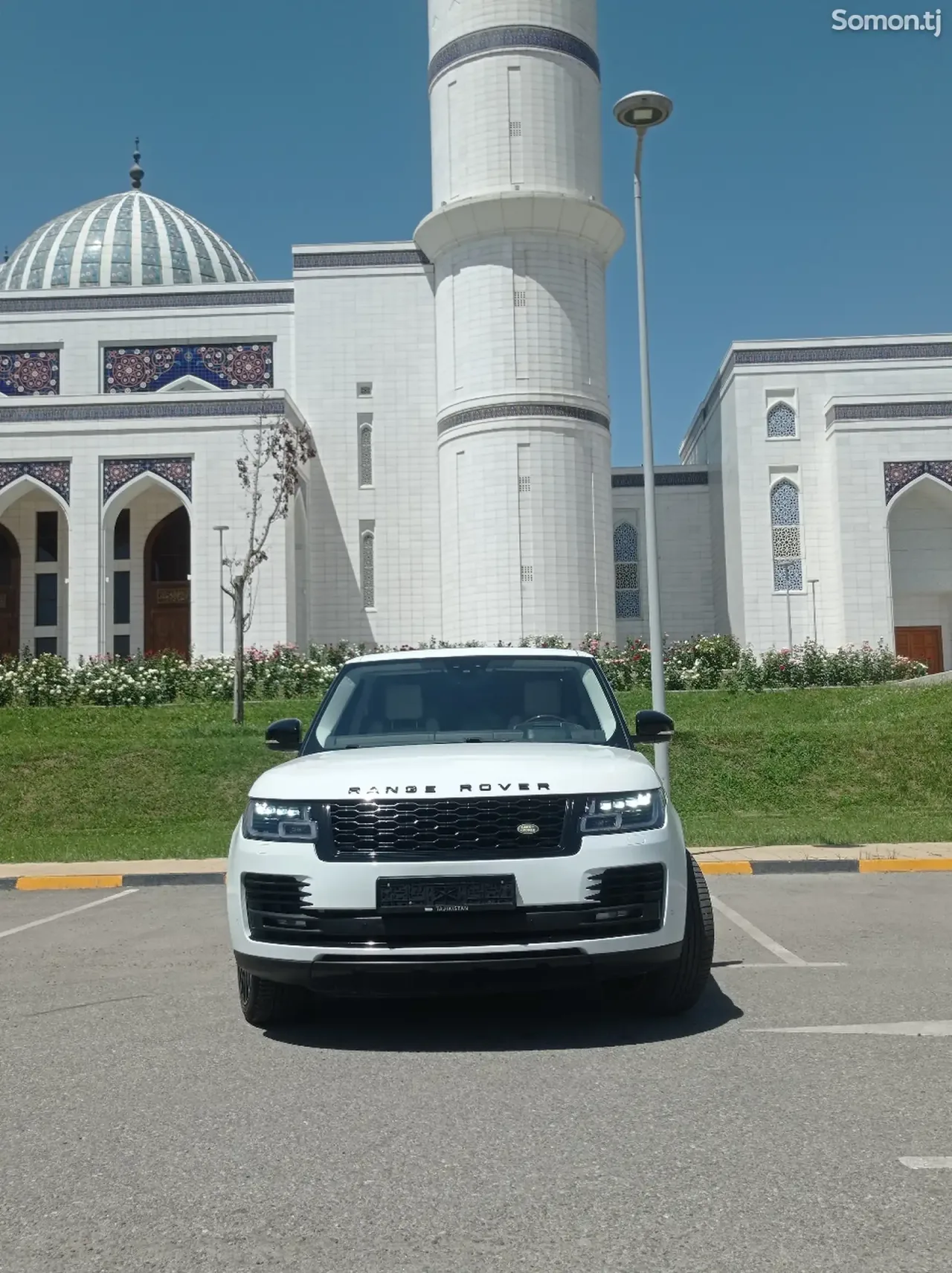 Land Rover Vogue 2017 · 0.4 AT