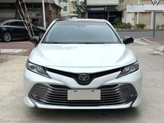 Toyota Camry 2018 · 2.5 AT