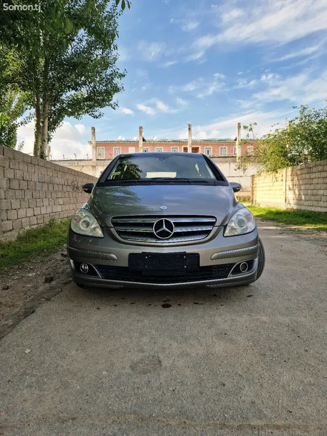 Mercedes-Benz B class 2006 · 2.0 AT