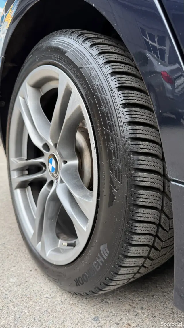 BMW 5 series 2015 · 3.0 AT