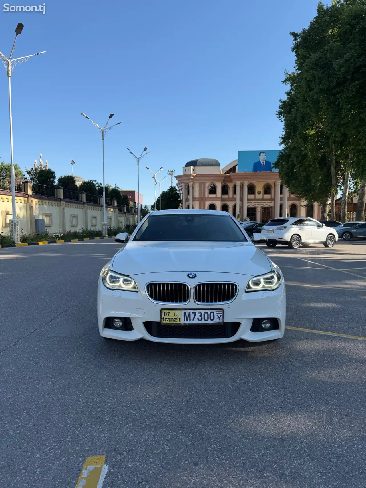 BMW 5 series 2016 · 2.0 AT