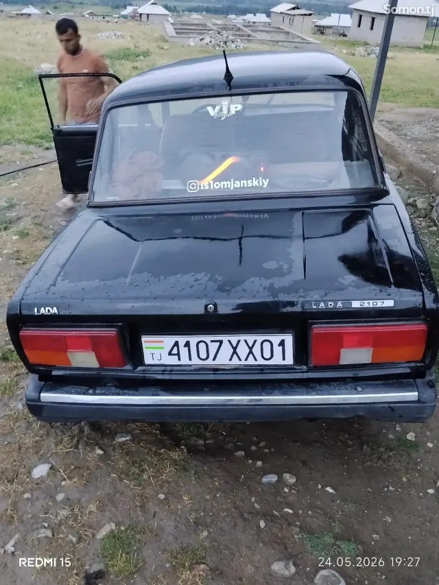 Lada (ВАЗ) 2105 2000 · 1.3 MT