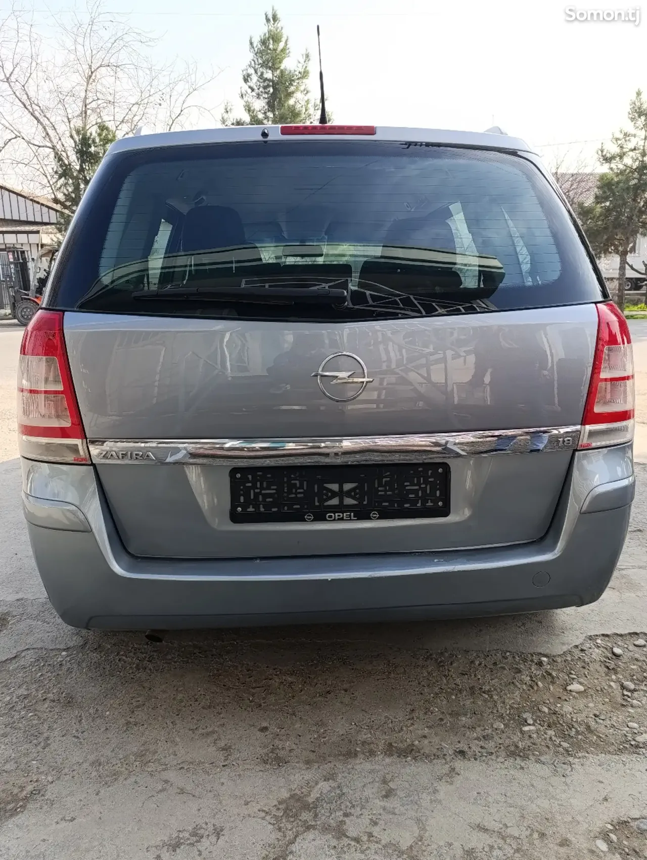 Opel Zafira 2007 · 1.8 MT