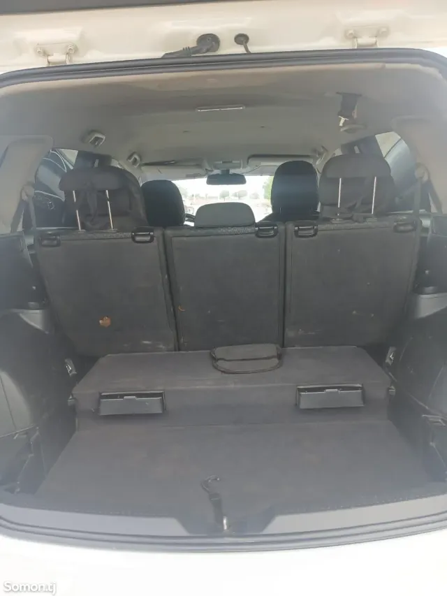 Toyota Verso 2009 · 2.0 MT