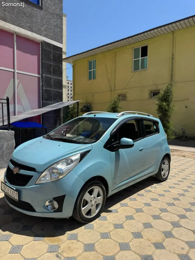 Chevrolet Spark 2011 · 1.3 AT