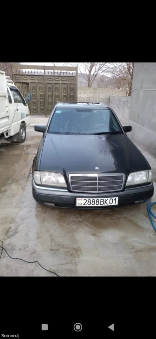 Mercedes-Benz W201 1998 · 1.8 AT