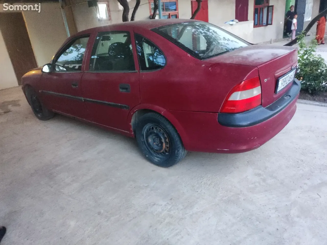 Opel Vectra B 1997 · 1.6 MT