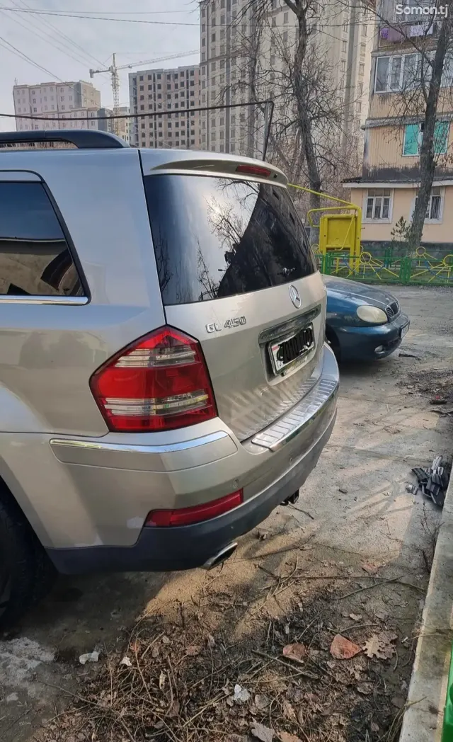 Mercedes-Benz GL class 2008 · 4.7 AT