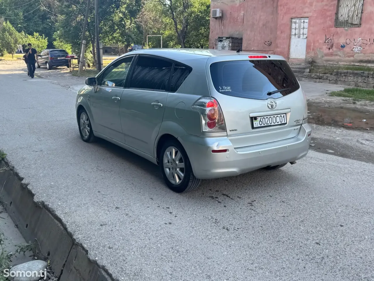 Toyota Verso 2006 · 2.2 MT