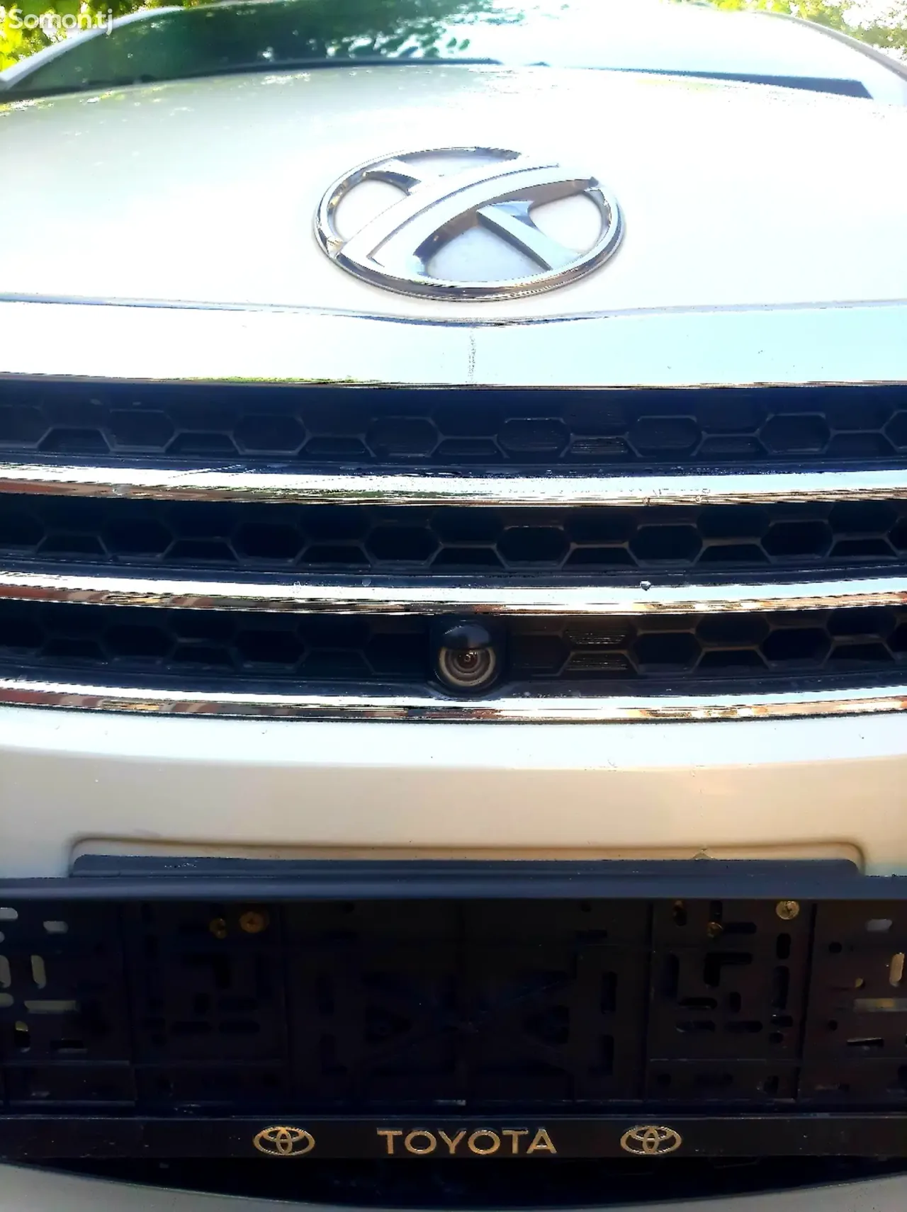 Toyota Mark X ZiO 2010 · 2.4 AT