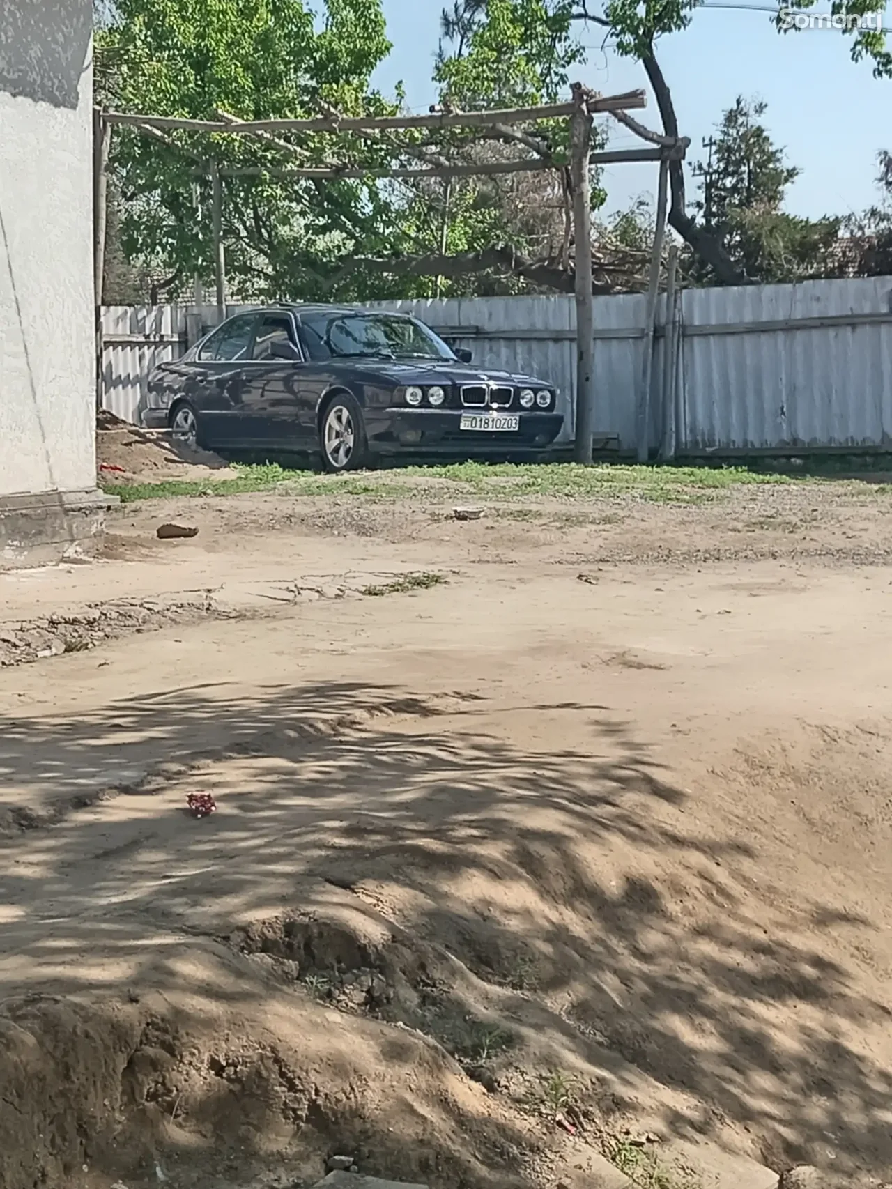 BMW 5 series 1988 · 2.0 MT