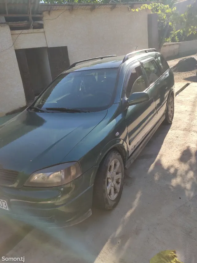 Opel Astra G 2000 · 1.6 MT